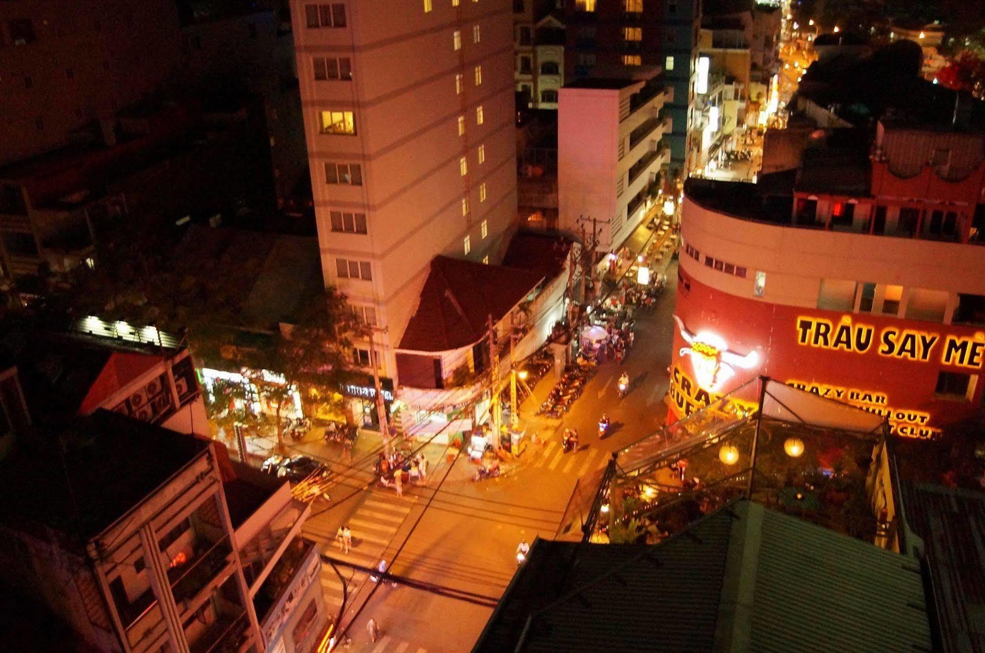 Valentine Hotel Saigon - Bui Vien Street Ho Chi Minh City Exterior photo